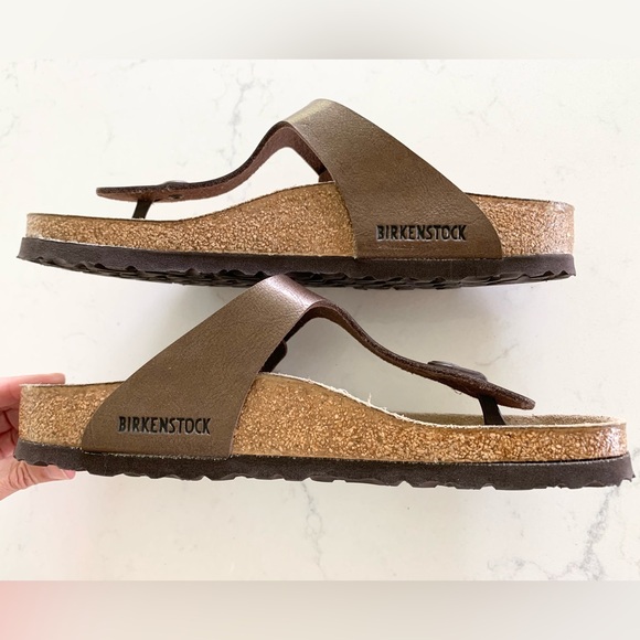 Birkenstock Bronze Gizeh Thong Sandals - Picture 4 of 11